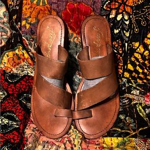 Free People Abilene Toe Loop Sandals - Leather - Size 8.5/39